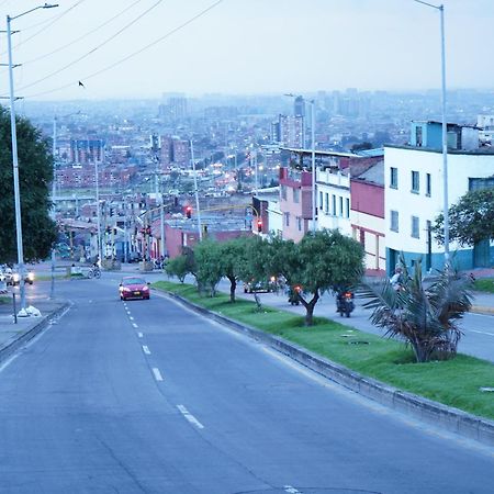 Casa De Lourdes - La Candelaria Богота Екстериор снимка