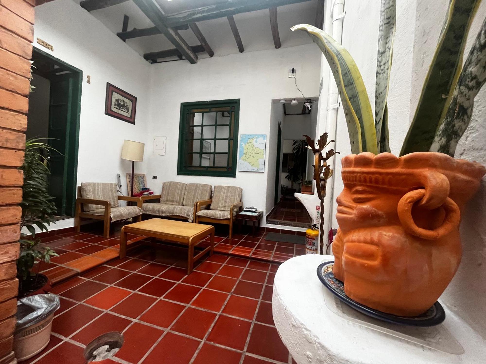 Casa De Lourdes - La Candelaria Богота Екстериор снимка